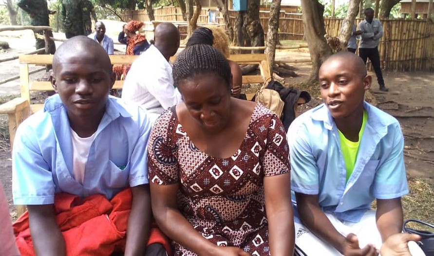 Rutsiro: Bamwe mu bagore bafite abagabo bagororerwa Iwawa babasuye ...